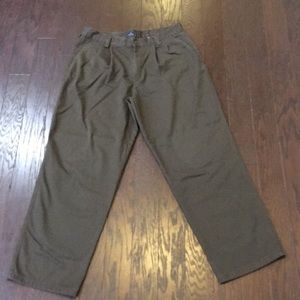 Dockers pleated relaxed fit pants